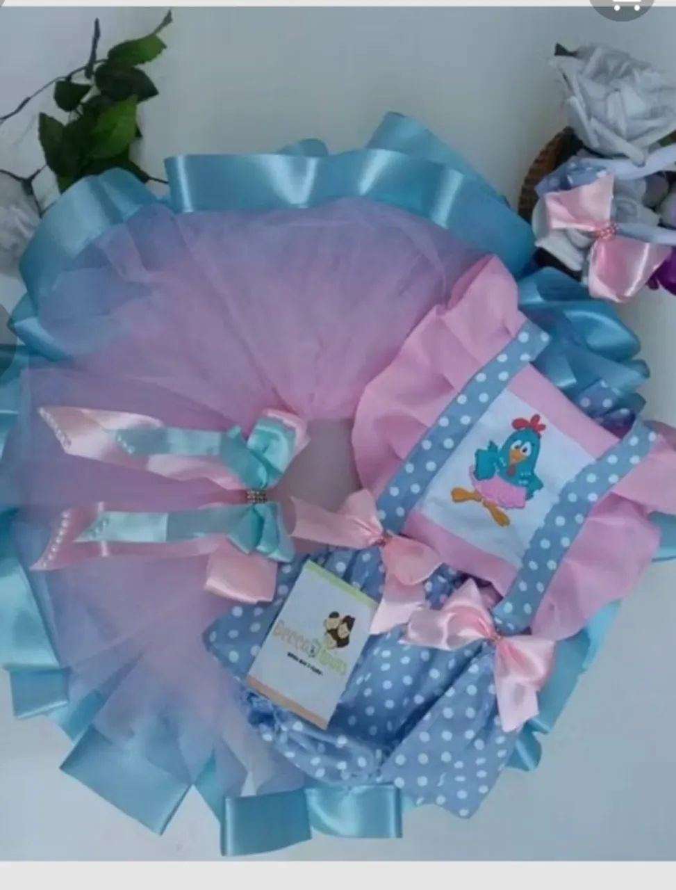 Roupa da Galinha Pintadinha - Tamanho 1 ano - Usado apenas 1x