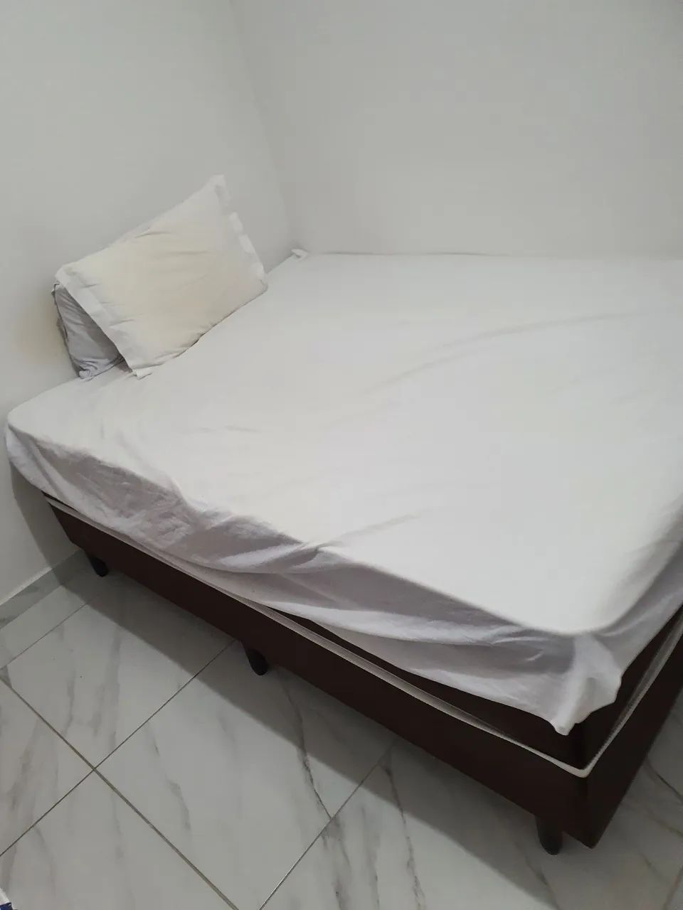 Cama de casal semi nova - Foto 4
