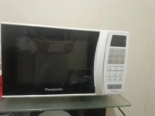 Microondas Panasonic semi novo - Foto 2
