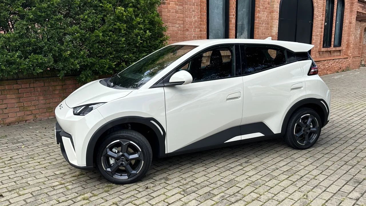 Locação de veículos elétricos Geely e BYD - Foto 3