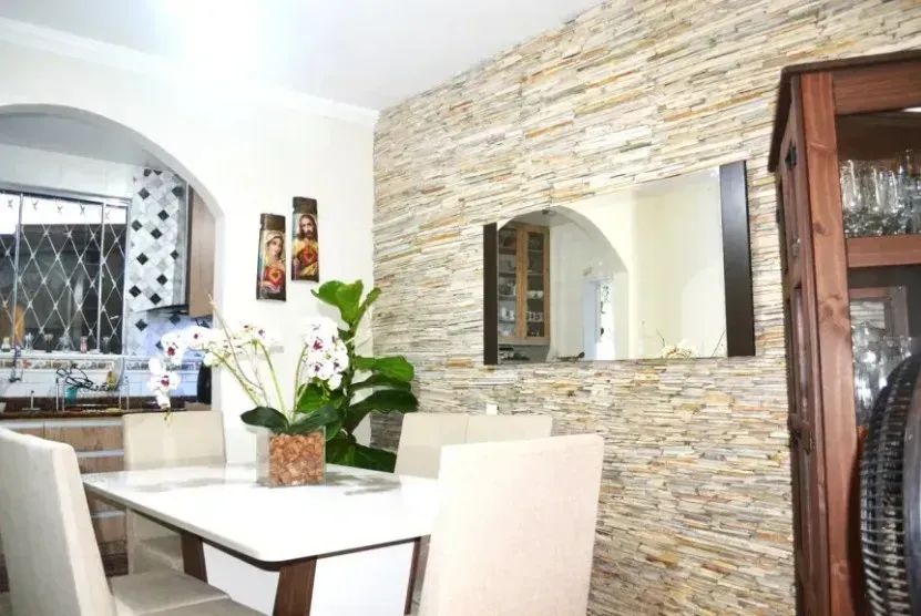 Casa com 03 quartos e 03 vagas - Lagoinha - Foto 5