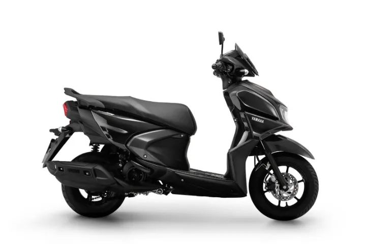YAMAHA ZR / LEANDRO