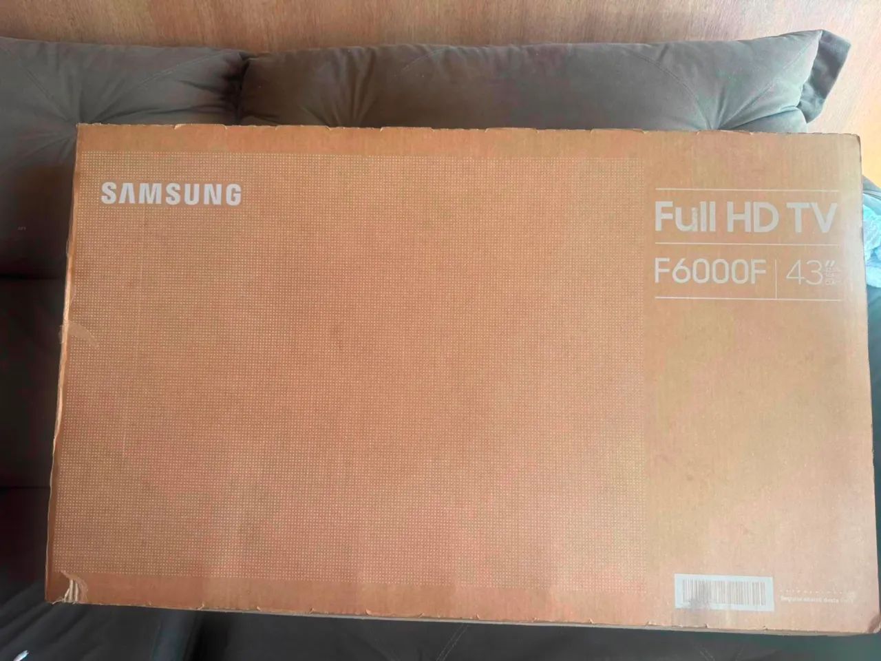 Vendo Smart tv Samsung 43 polegadas NOVA na CAIXA !!!