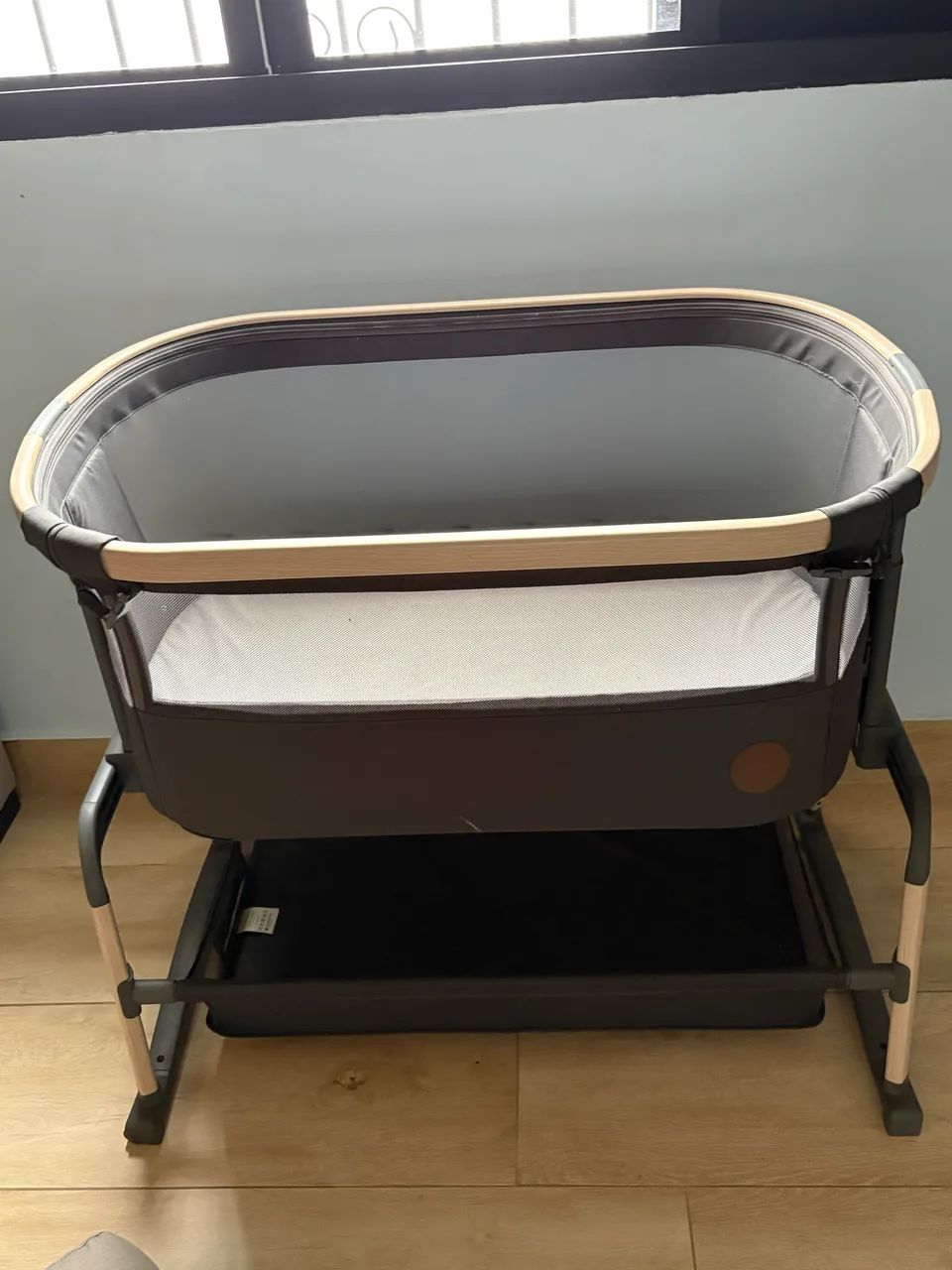 Berço portátil acoplado com balanço maxi cosi 