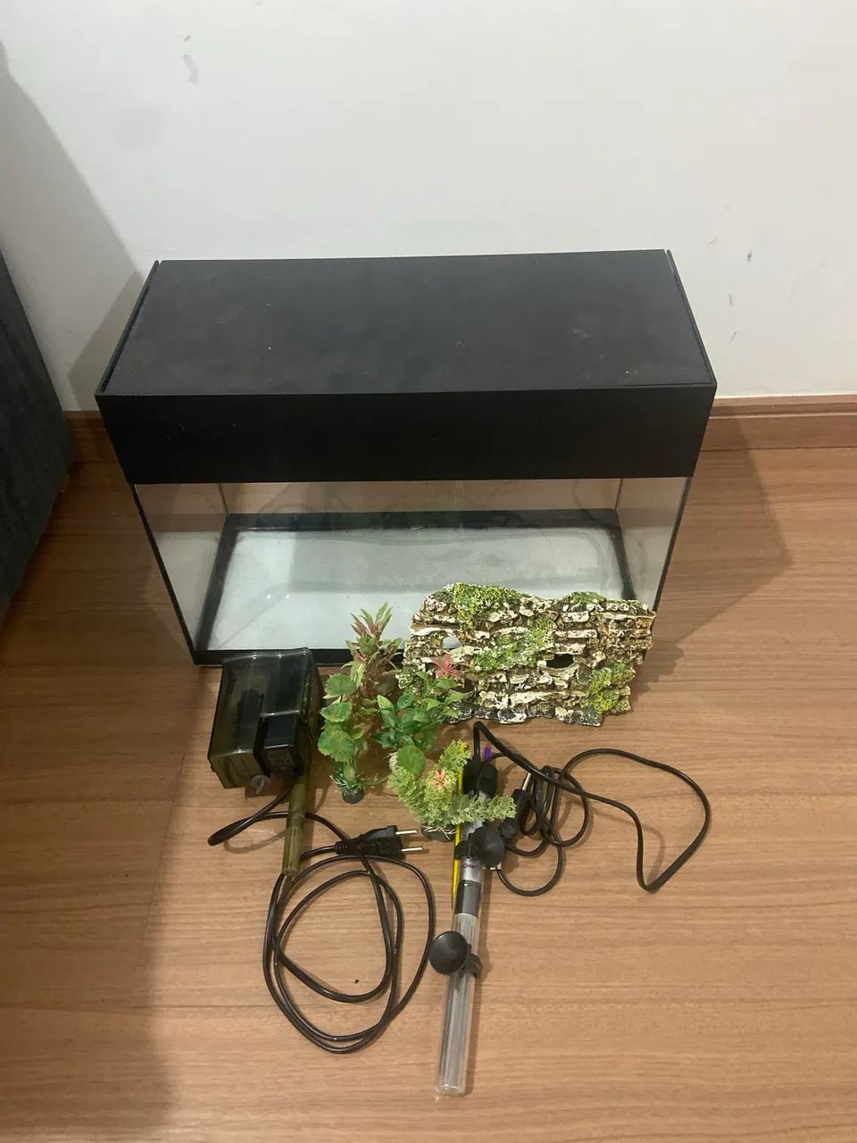 Vendo ou troco aquário 45 x 20 