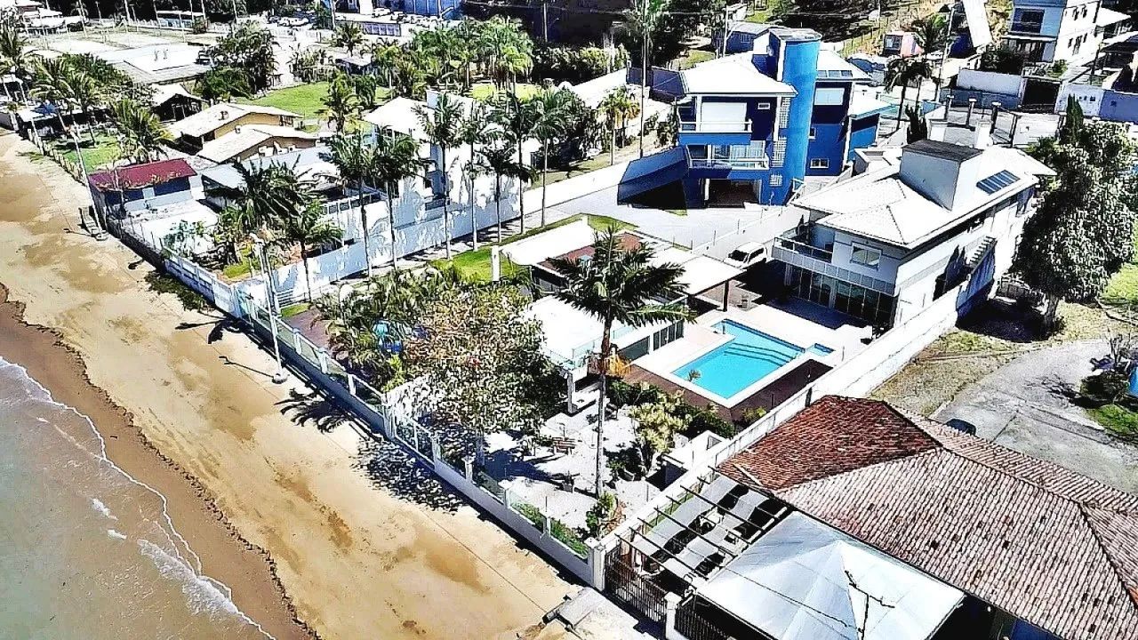 Casa 4 Quartos com 1 Suíte e 400m² - São Miguel (Guaporanga)