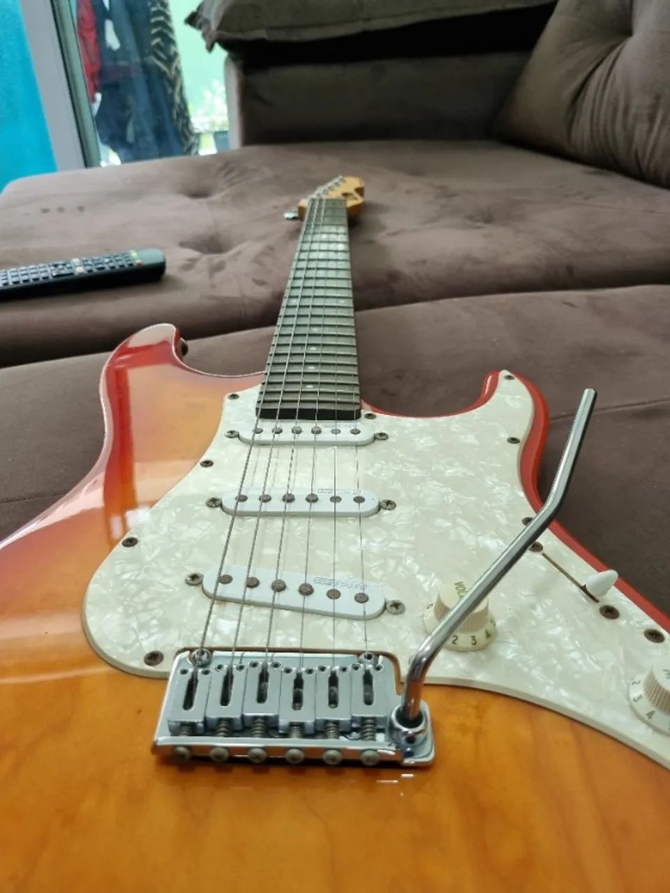 GUITARRA ESP LTD SN 200 - Foto 4