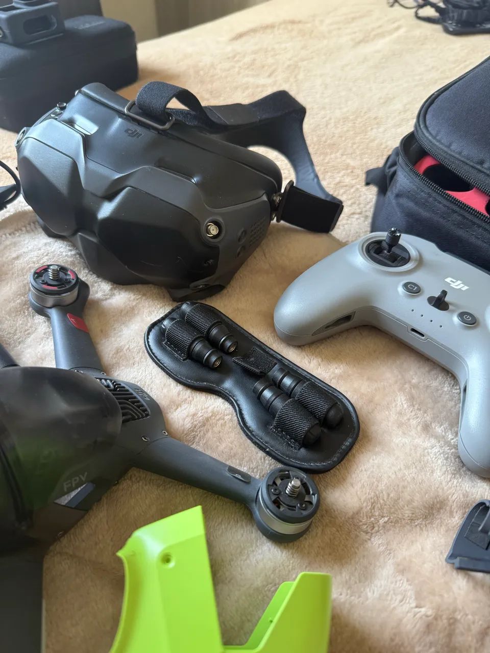 Drone DJI FPV Combo + Acessórios  - Foto 2
