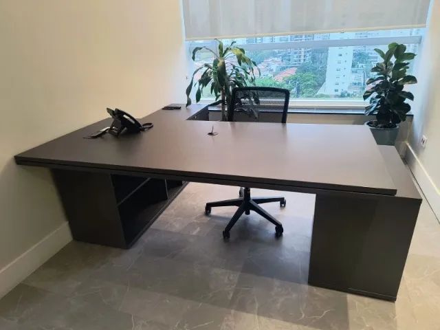 Mesa de Escritório em L Cinza - Foto 4
