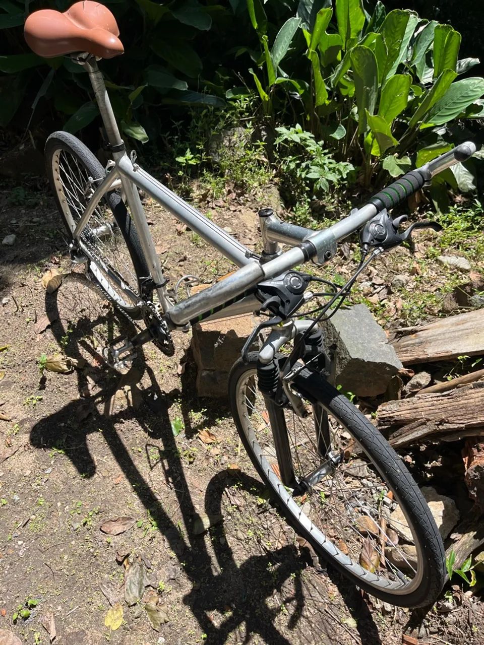 Bicicleta Alumínio  - Foto 4