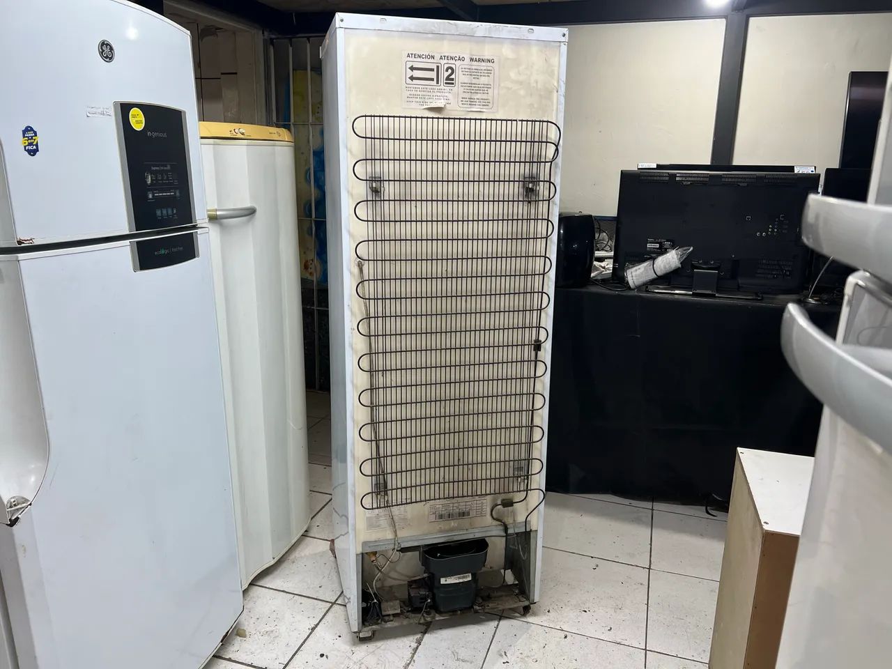 Geladeira Dako Equilíbrio 337L com Defeito  - Foto 5
