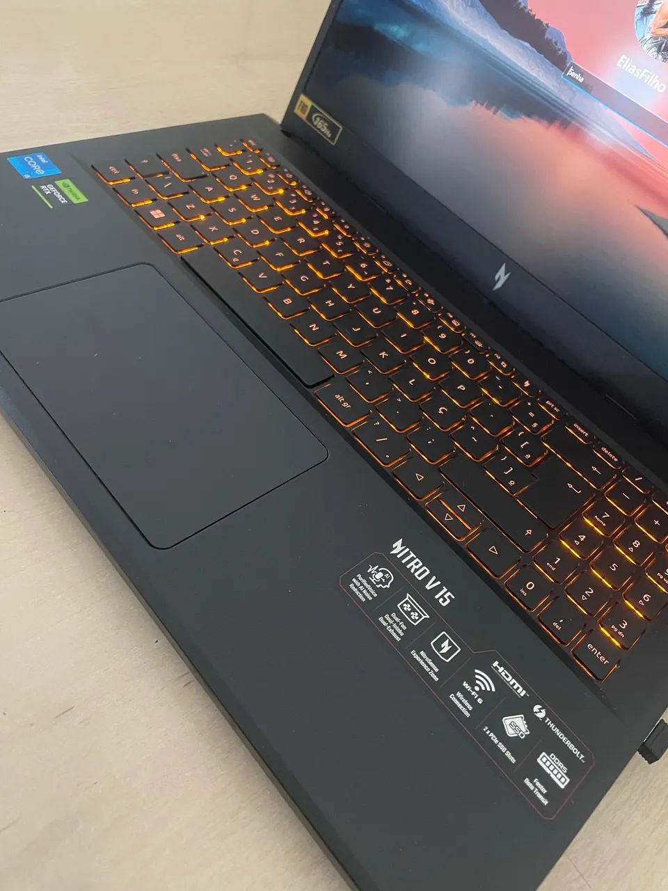 Acer Nitro V15 - Foto 4