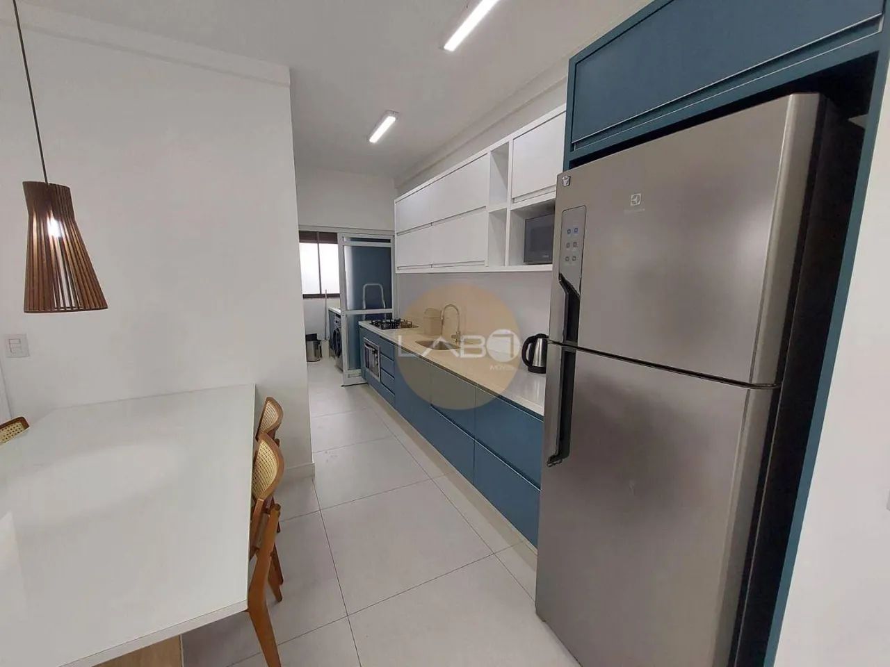 Apartamento 2 dormitórios sendo 1 suíte a 100 metros do mar - Foto 4