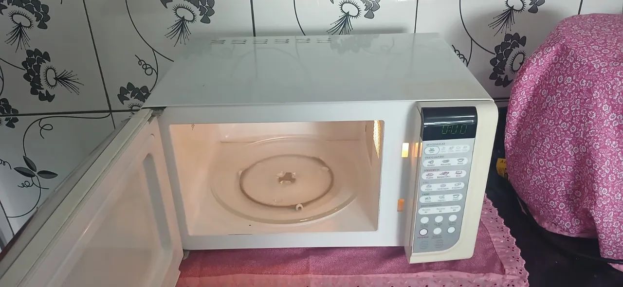 Microondas Eletrolux 23litros Barato! - Foto 2