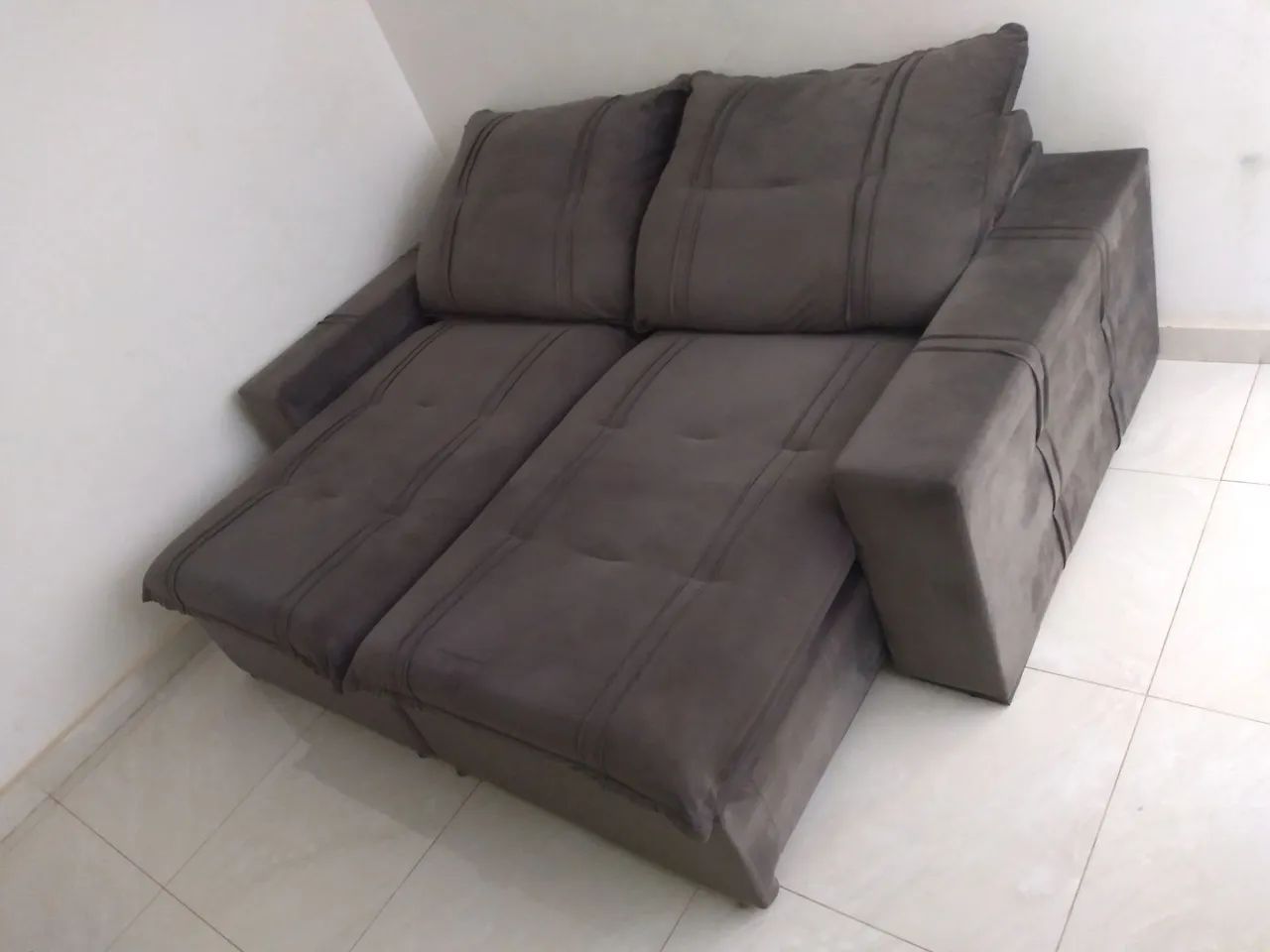 Sofá retrátil novo  - Foto 4