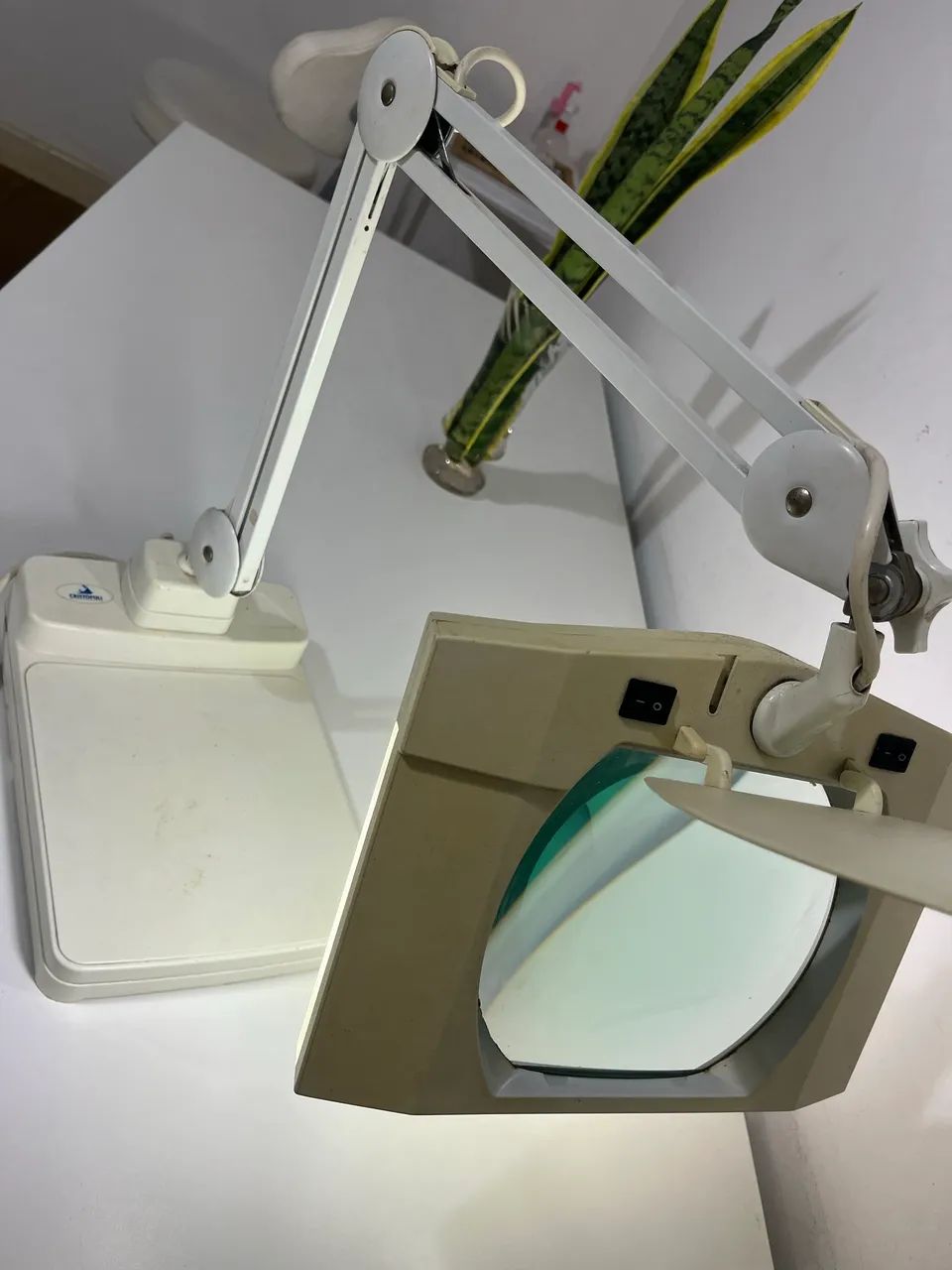 Lupa de Estética Cristófoli com Iluminação - Excelente Estado - Foto 3