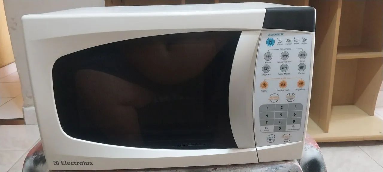 Microondas electrolux 20l  - Foto 3