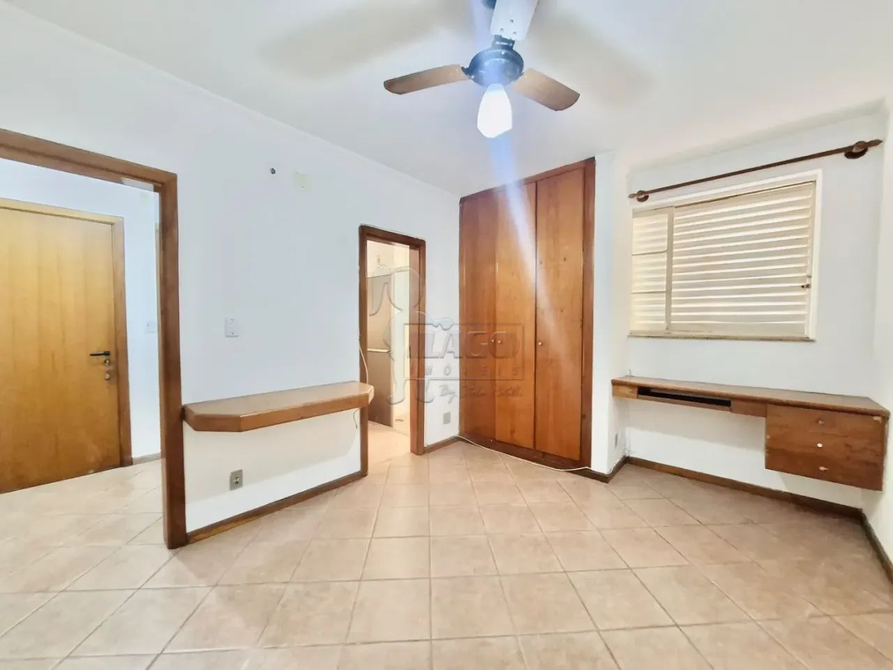 Apartamento kitnet de 20m² com 01 quarto para a locação - Centro
