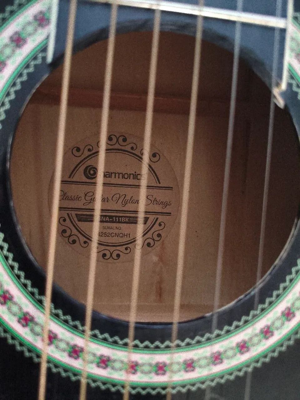 VIOLÃO ACUSTICO COM CORDAS DE AÇO  - Foto 3