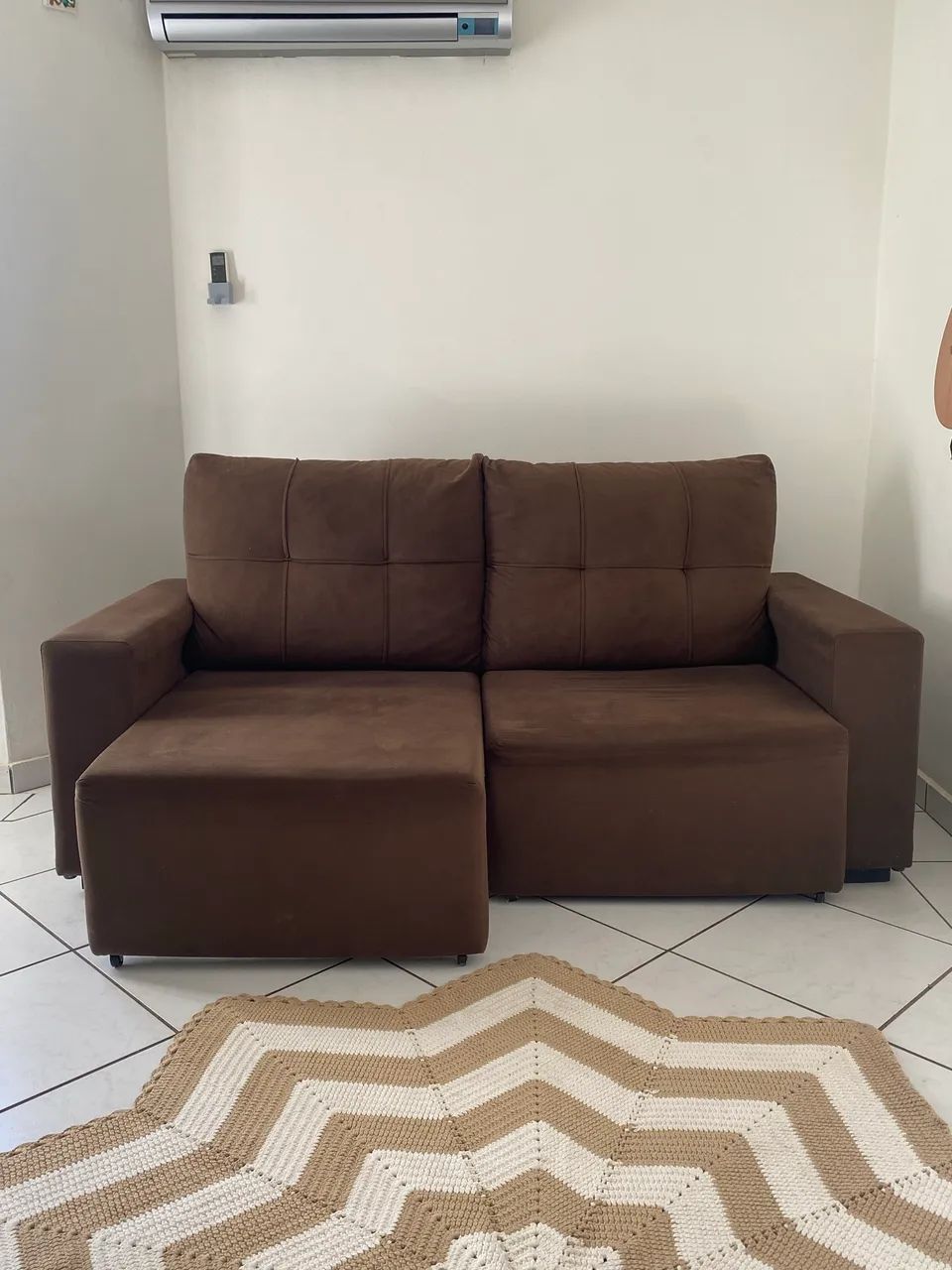 Sofá Retrátil 2 Lugares Marrom Único Dono - Foto 3