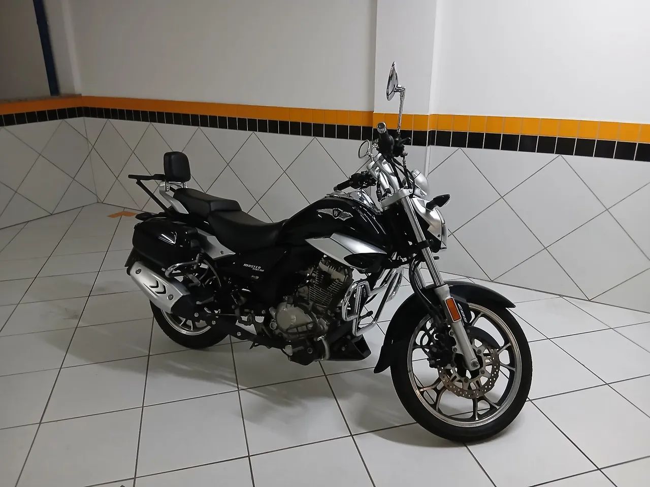 Suzuki Master Rider Estado de Nova  - Foto 5