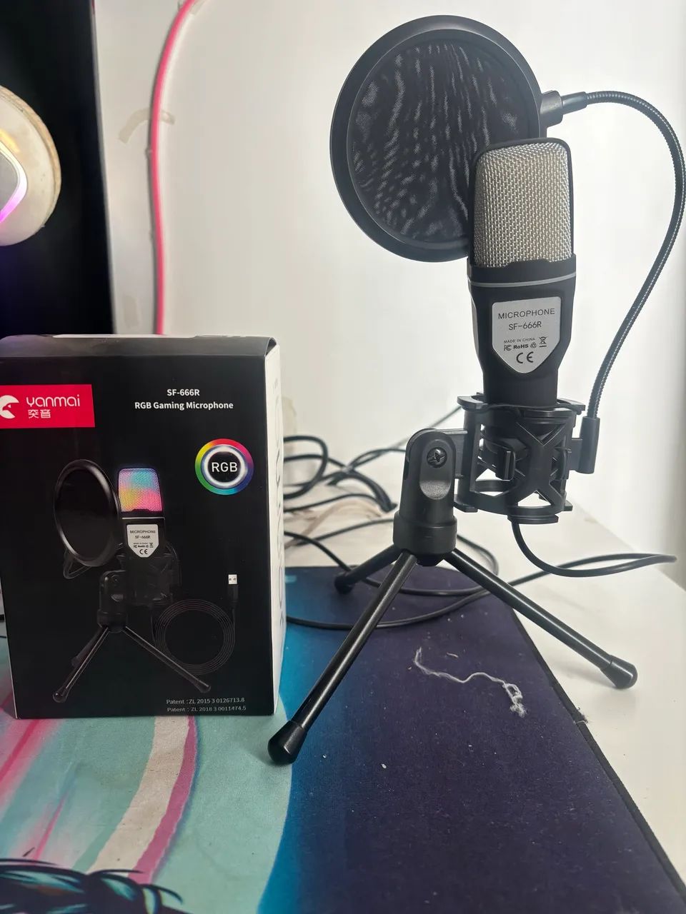 Microfone Gamer RGB