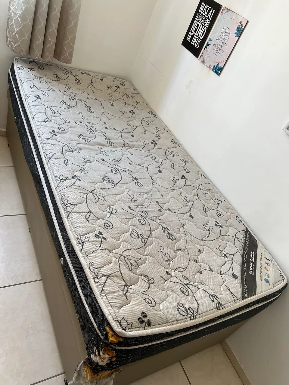 Vendo cama baú + colchão solteiro  - Foto 4