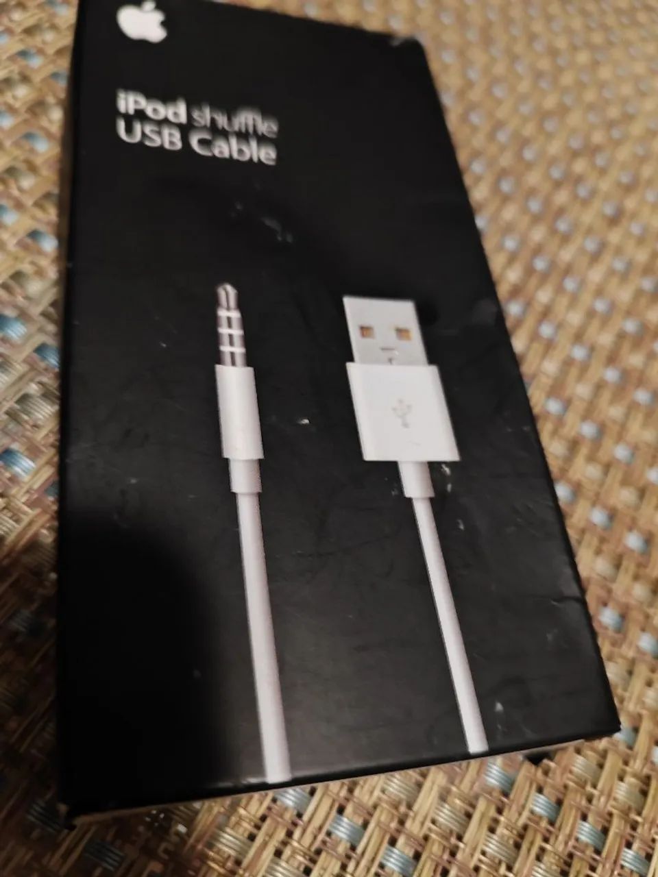 Cabo USB para iPod Shuffle Original !!