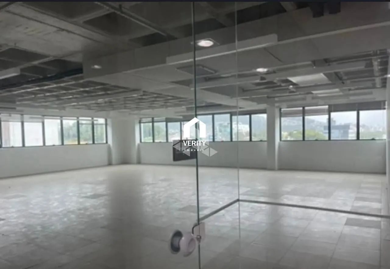 Sala comercial com 230,69 m² com 2 vagas  Techno Towers, SC-401 - Foto 3