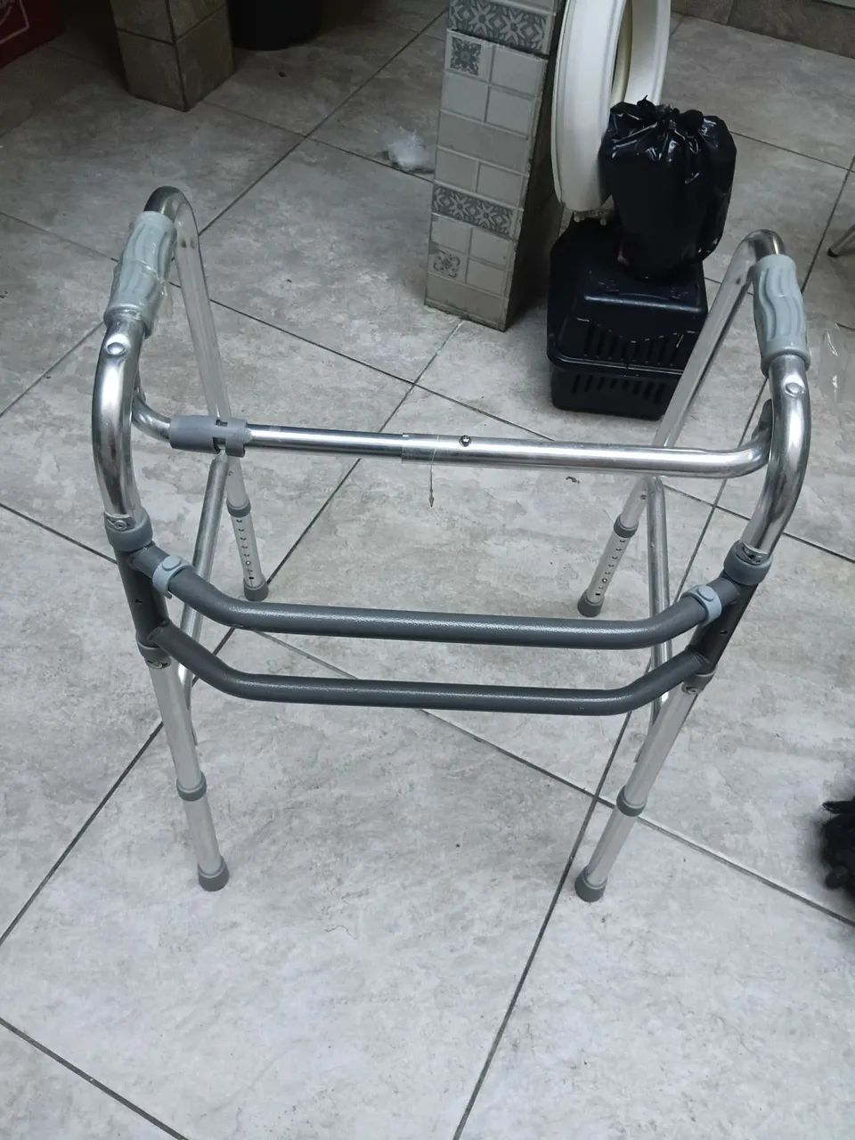 Andador Sem Rodinhas  - Foto 2