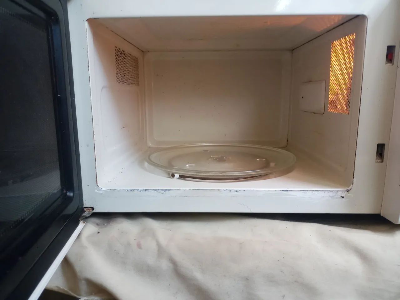 Microondas Electrolux 27 litros Barato  - Foto 4