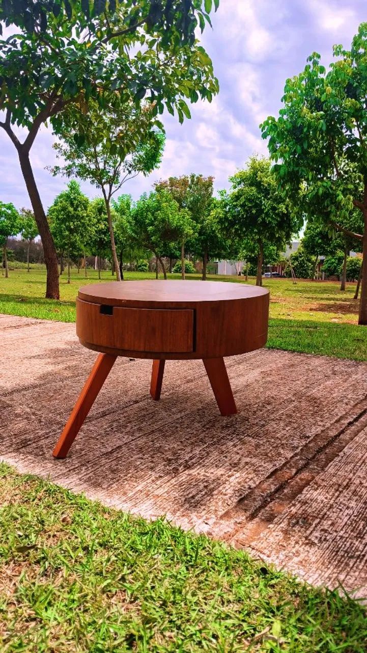Mesa de Centro/ Retrô Redonda - Linda e Conservada.  - Foto 2