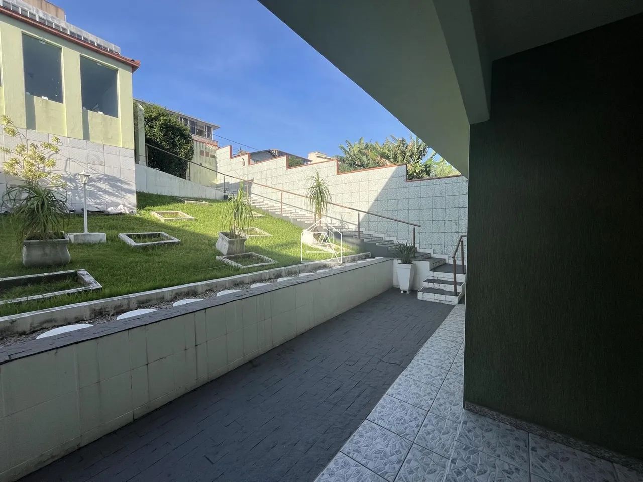 Casa com 6 Quartos sendo duas suítes à venda, na Praia Comprida em São José -SC. - Foto 5