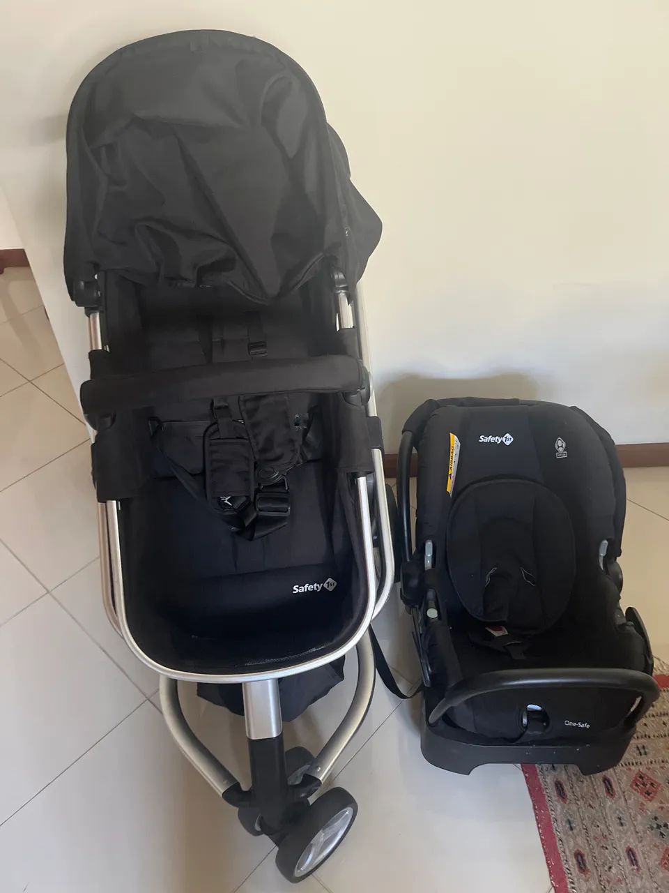 Carrinho e bebê conforto safety 1st