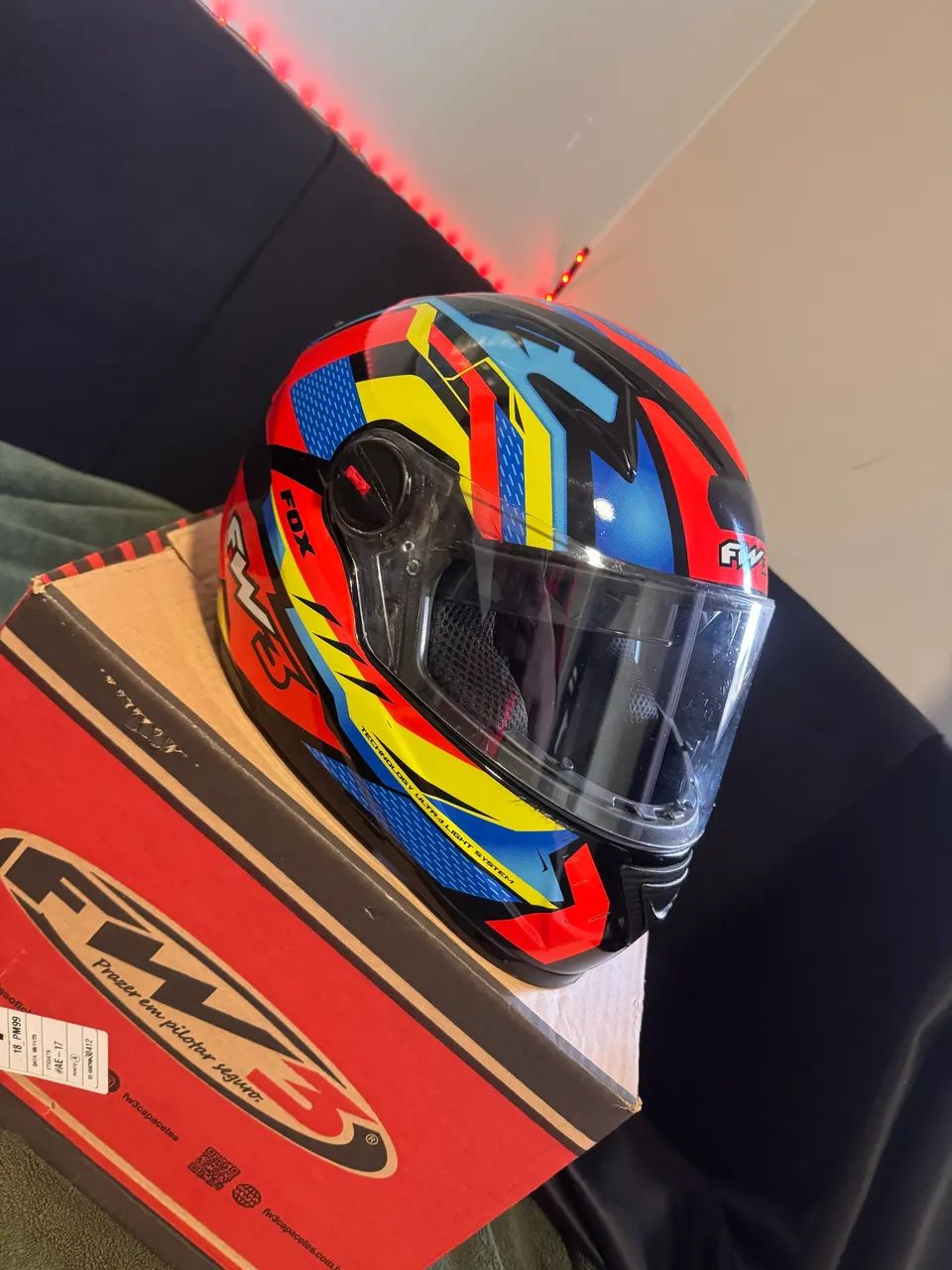 Fw3 com óculos interno - Foto 2