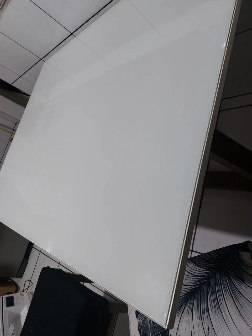 Vendo uma mesa de laca com 4 cadeiras  - Foto 4