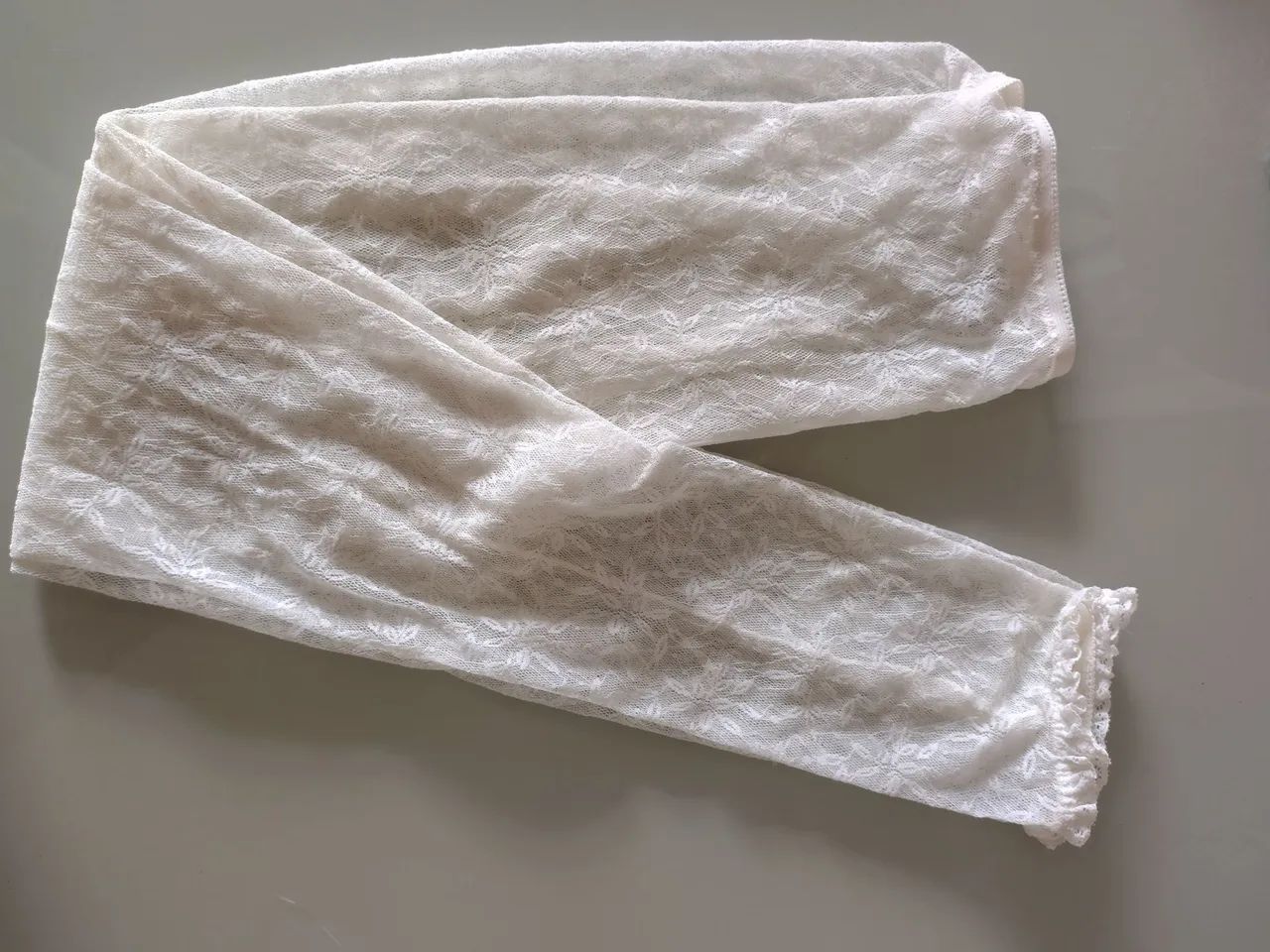 Calças legging com renda, usadas