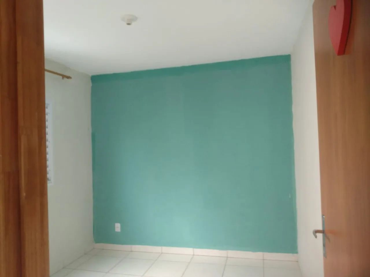 Alugo apartamento 