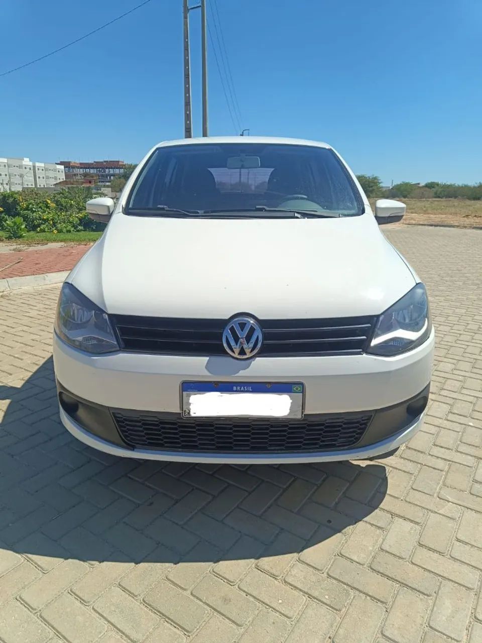 Volkswagen Fox Fox 1.0 Mi Total Flex 8V 3p 2014