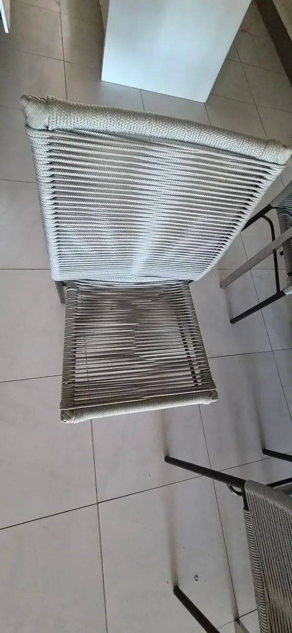 Mesa com tampo de vidro 6 cadeiras - Foto 3
