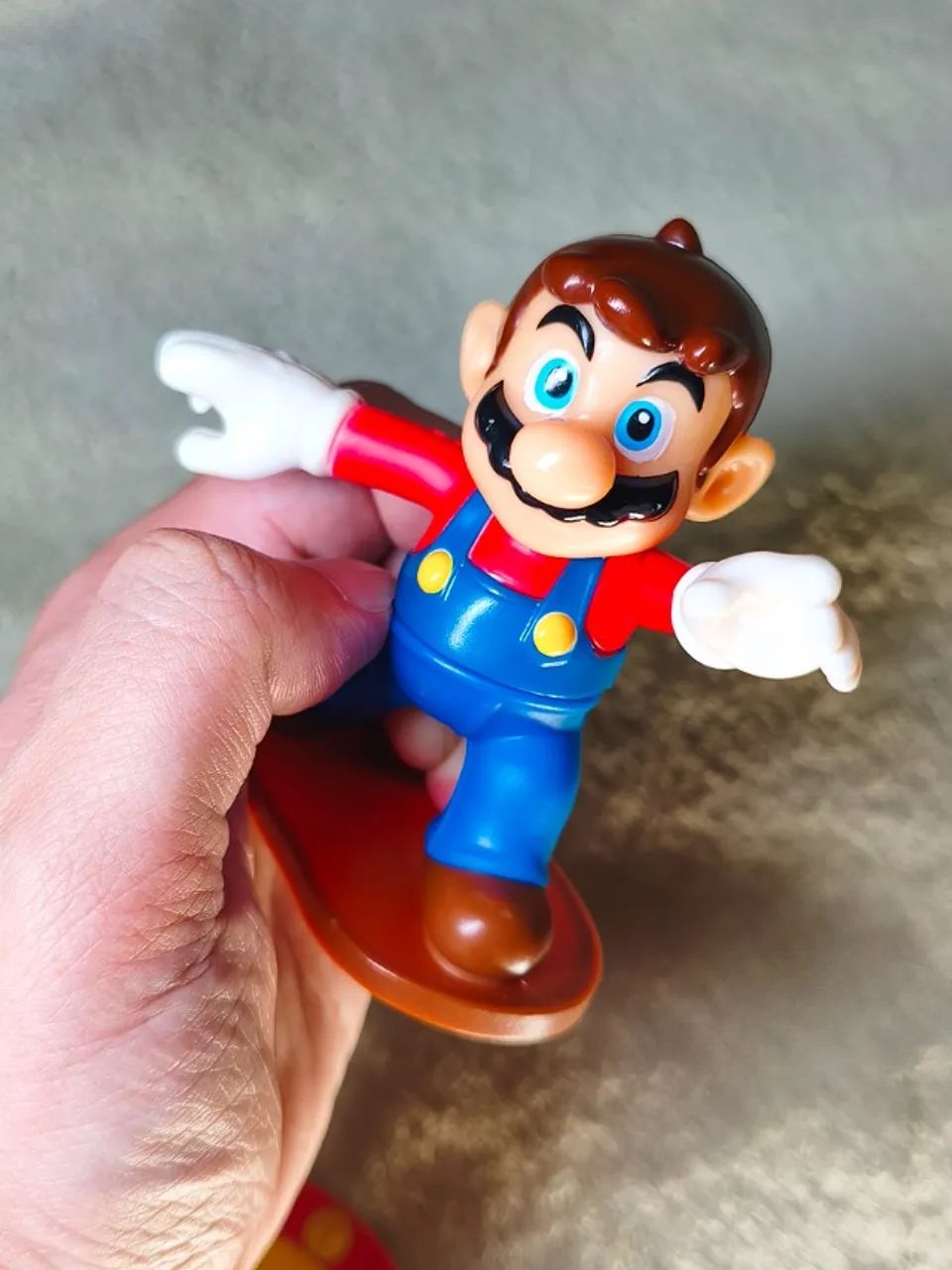 Boneco Super Mario Odyssey Mario e Cappy - McDonald's - Foto 3