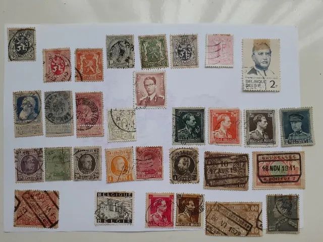 LOTE COM 31 SELOS BÉLGICA. 