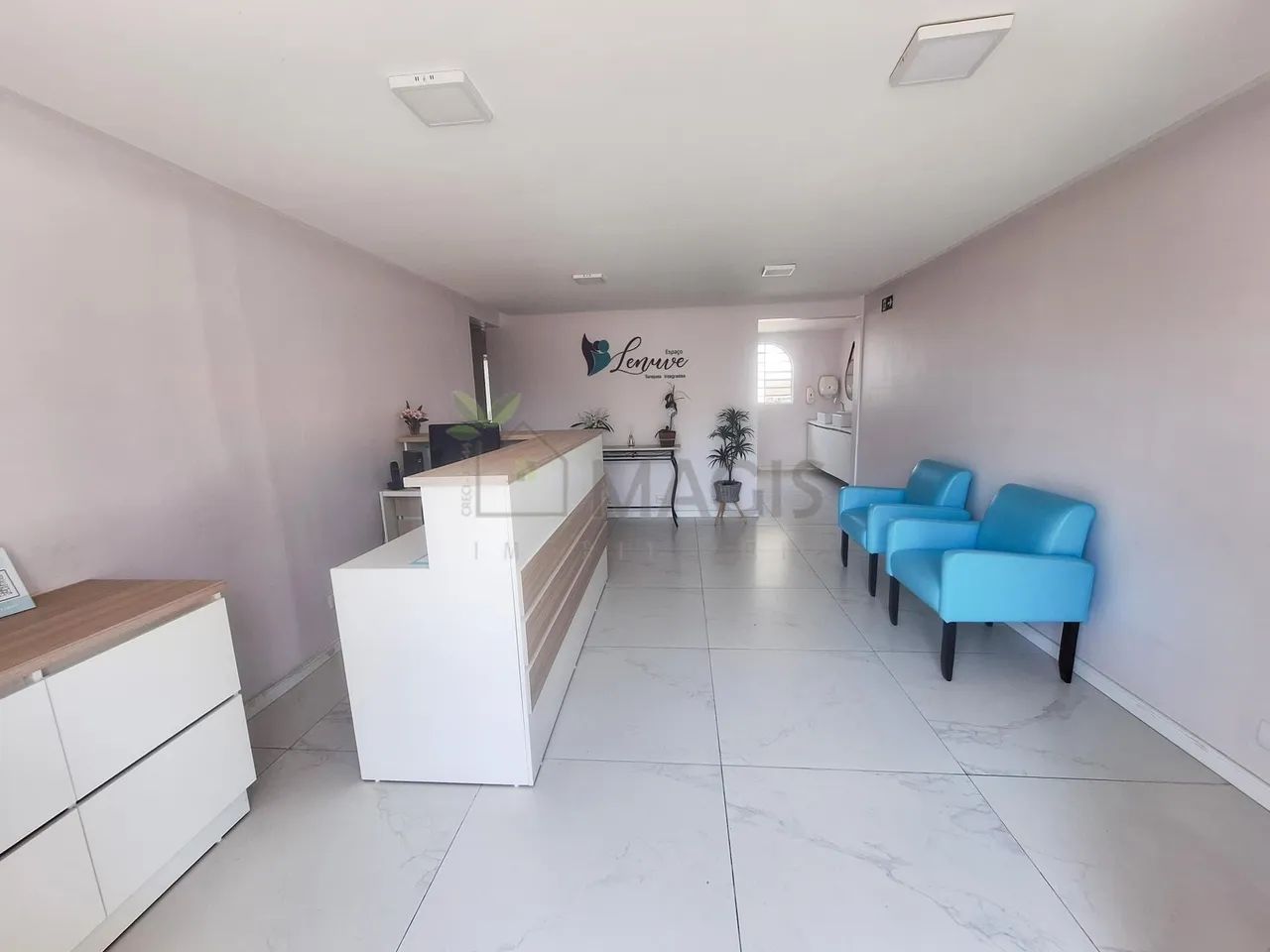 Sala Equipada com Maca e Cadeiras para Locação no Centro Clínico Lenuve | R 1.400 - Foto 5