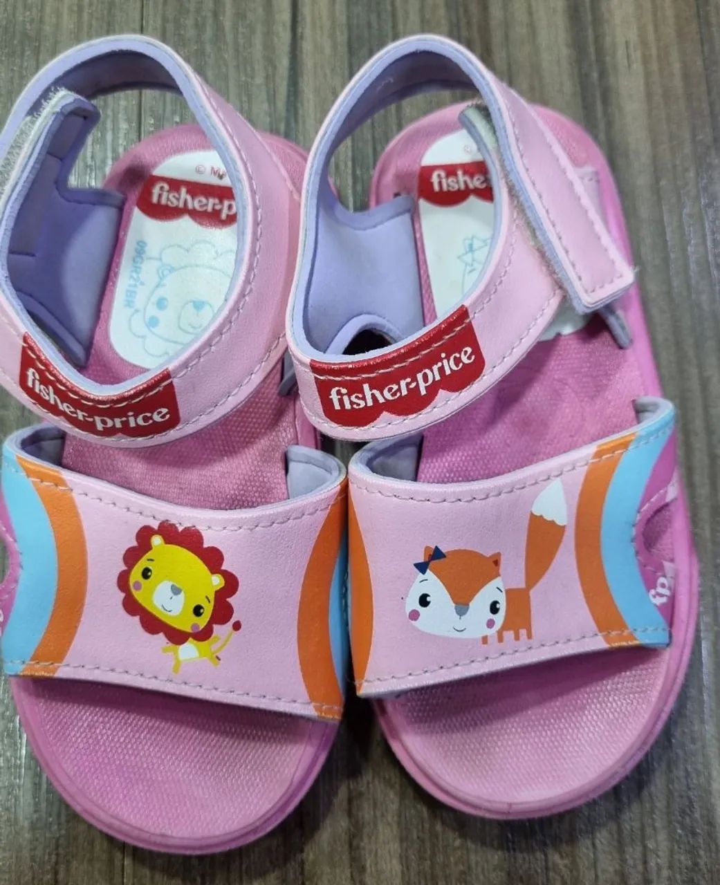 Kit 2 pares de sapato 22 - Foto 2