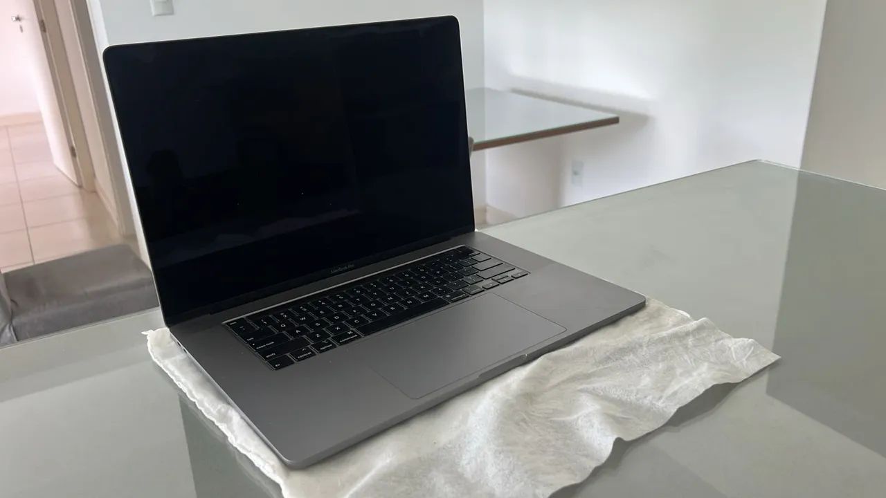 Macbook pro late2019 processador i9+32gb de ram+placa de video 4gb+1tb memoria+touchbar - Foto 3