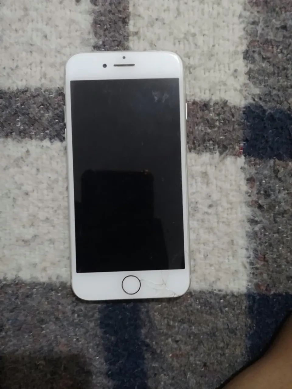 iPhone 8