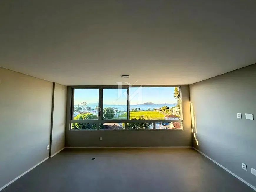 Apartamento com 4 suítes e vista mar no Jardim Atlântico, Florianópolis