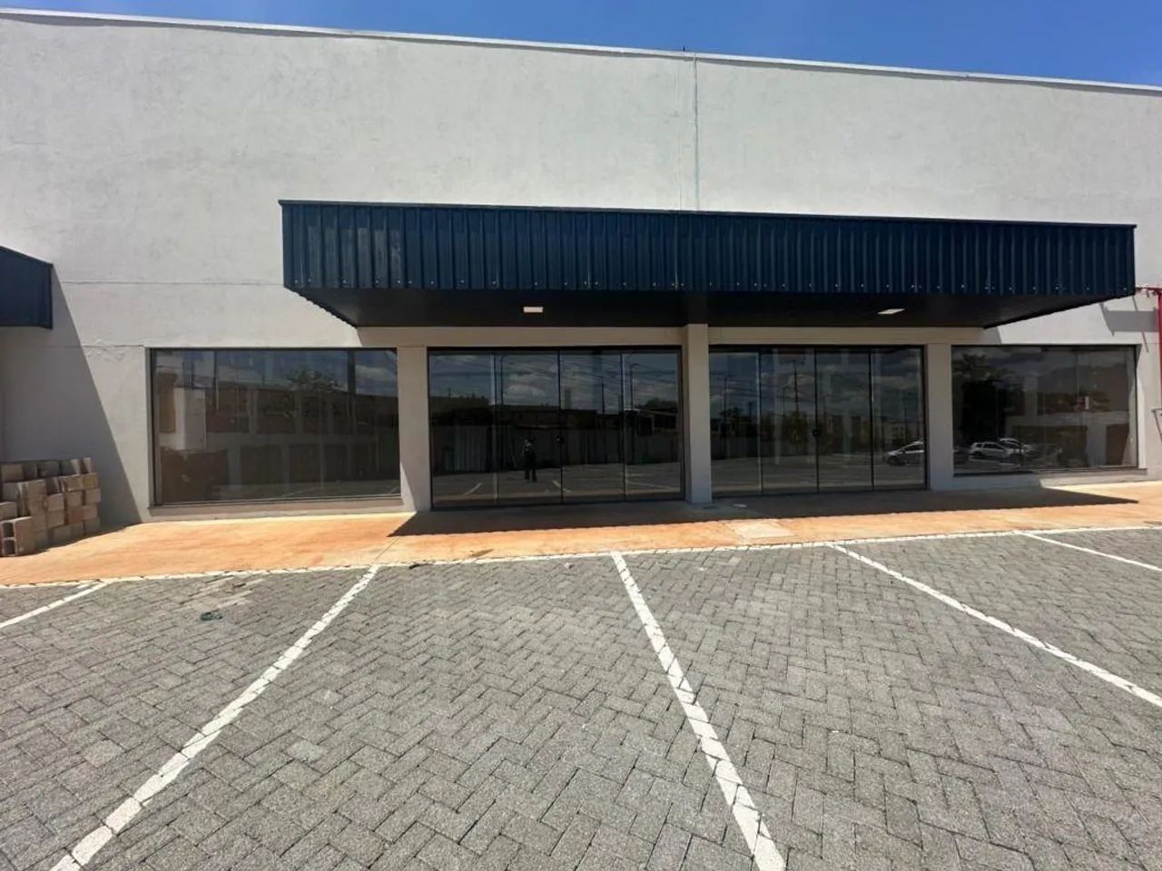 Sala para alugar em Sumaré, Jardim Morumbi (Nova Veneza), com 160.5 m²
