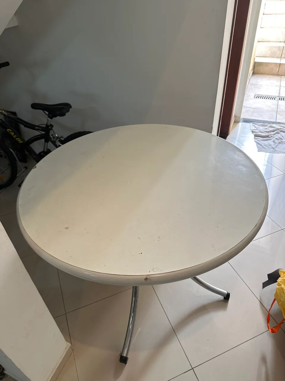 Mesa cozinha redonda MDF