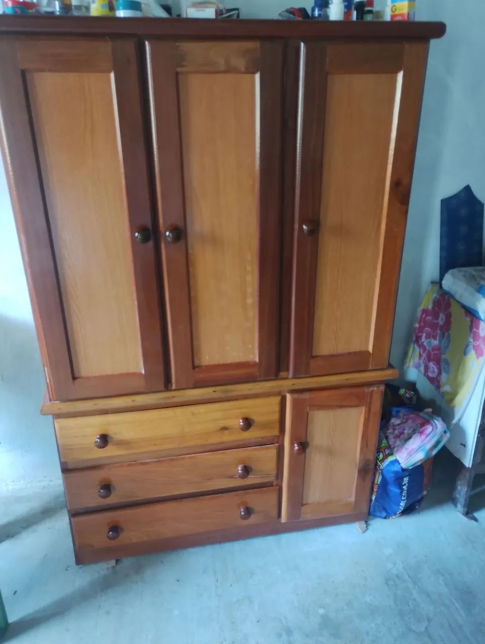 Vendo esse guarda roupa 